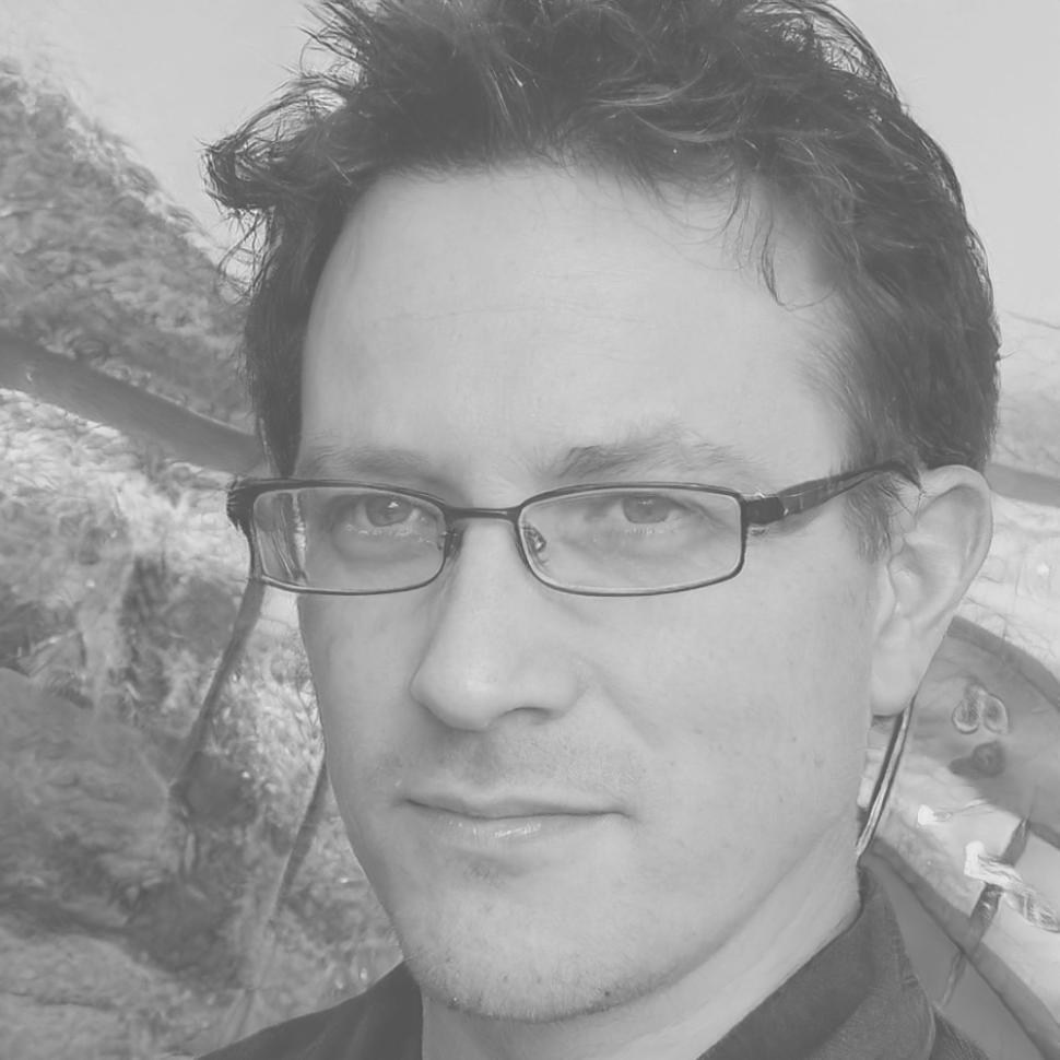 Portrait de Marc Dubois, expert en communication financière